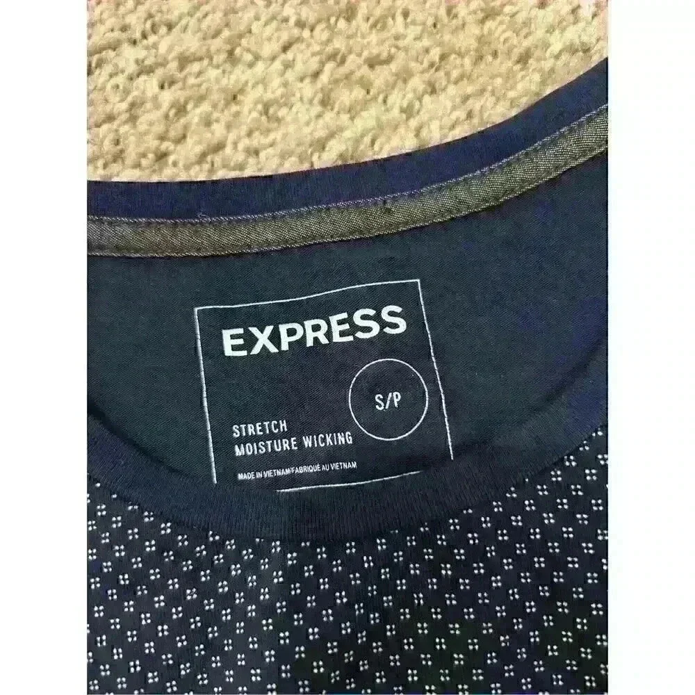 Express Shirt - Picture 2 of 9